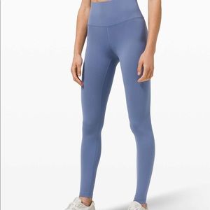 Lululemon Water Drop 💧Wunder Train 25” Size 0